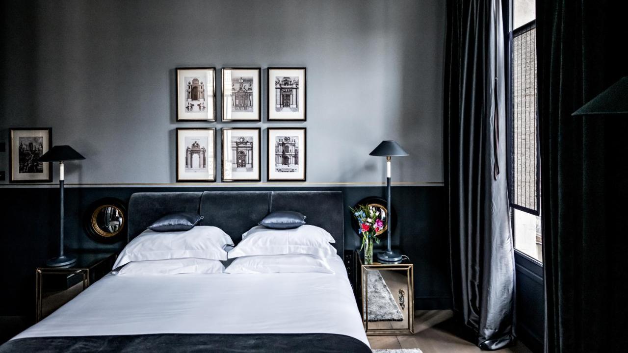Monsieur George Hotel & Spa - Champs-Elysees Paris Exterior foto A bedroom in the hotel